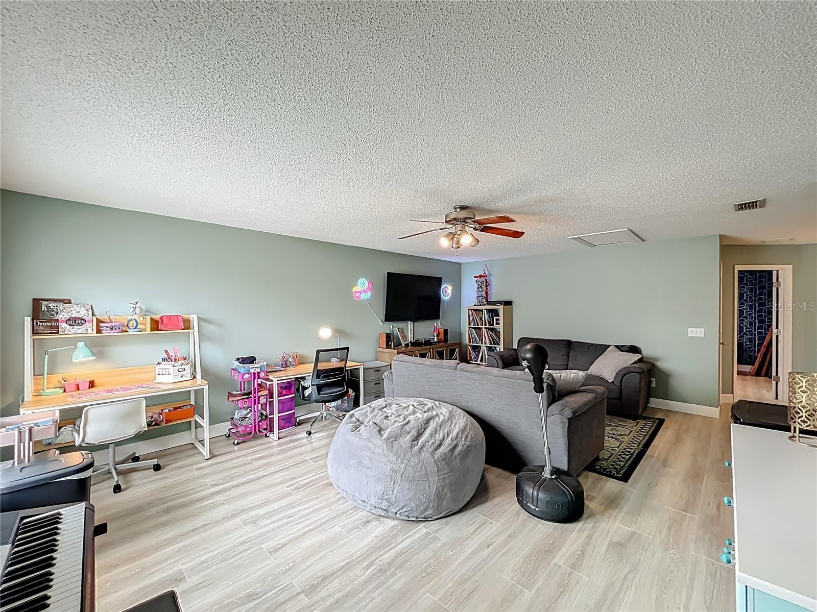 Image 44 of 78 For 951 Crystal Bay Lane