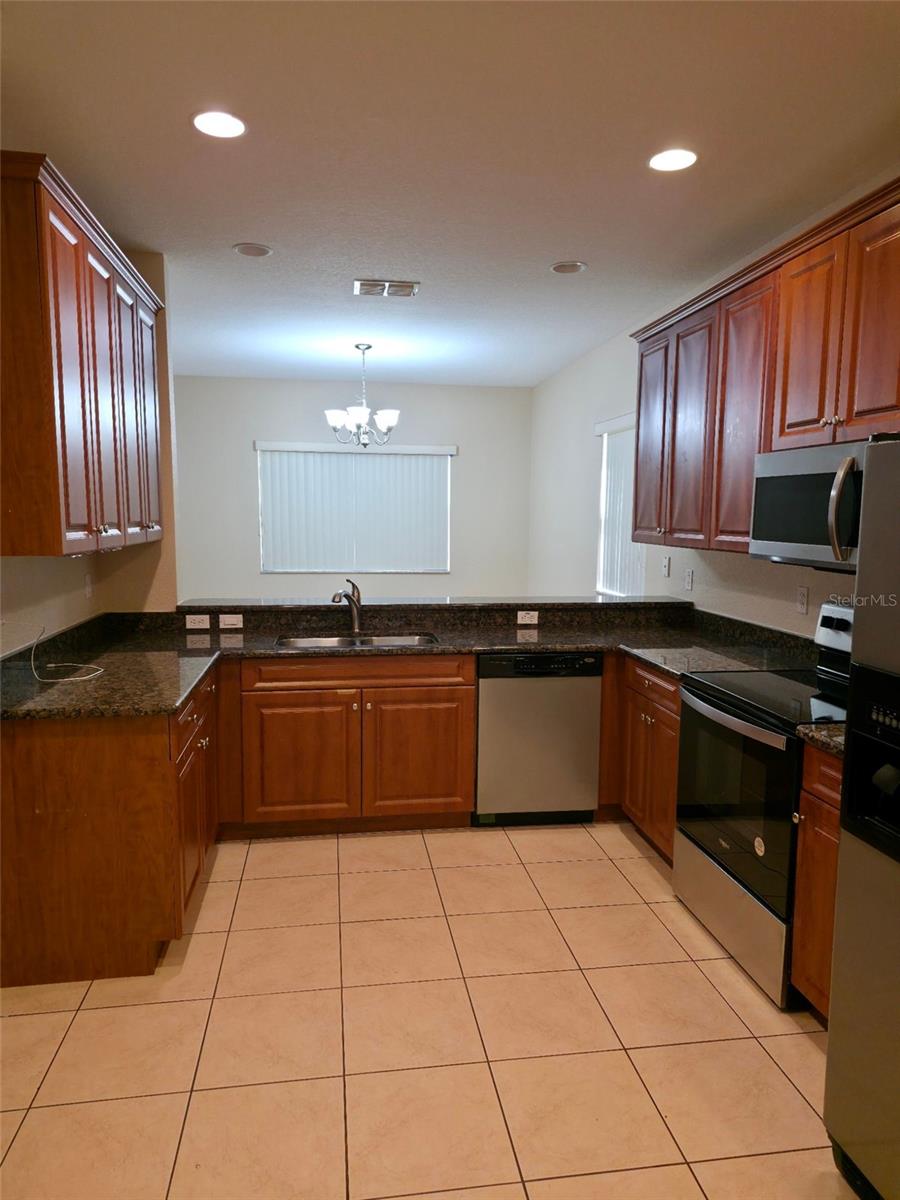 Image 7 of 25 For 1110 Chervil Drive