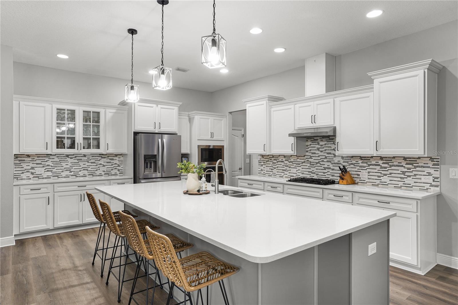 Listing photo id 9 for 15734 Sweet Lemon Way