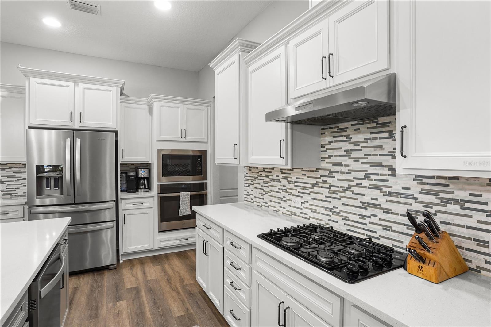Listing photo id 15 for 15734 Sweet Lemon Way