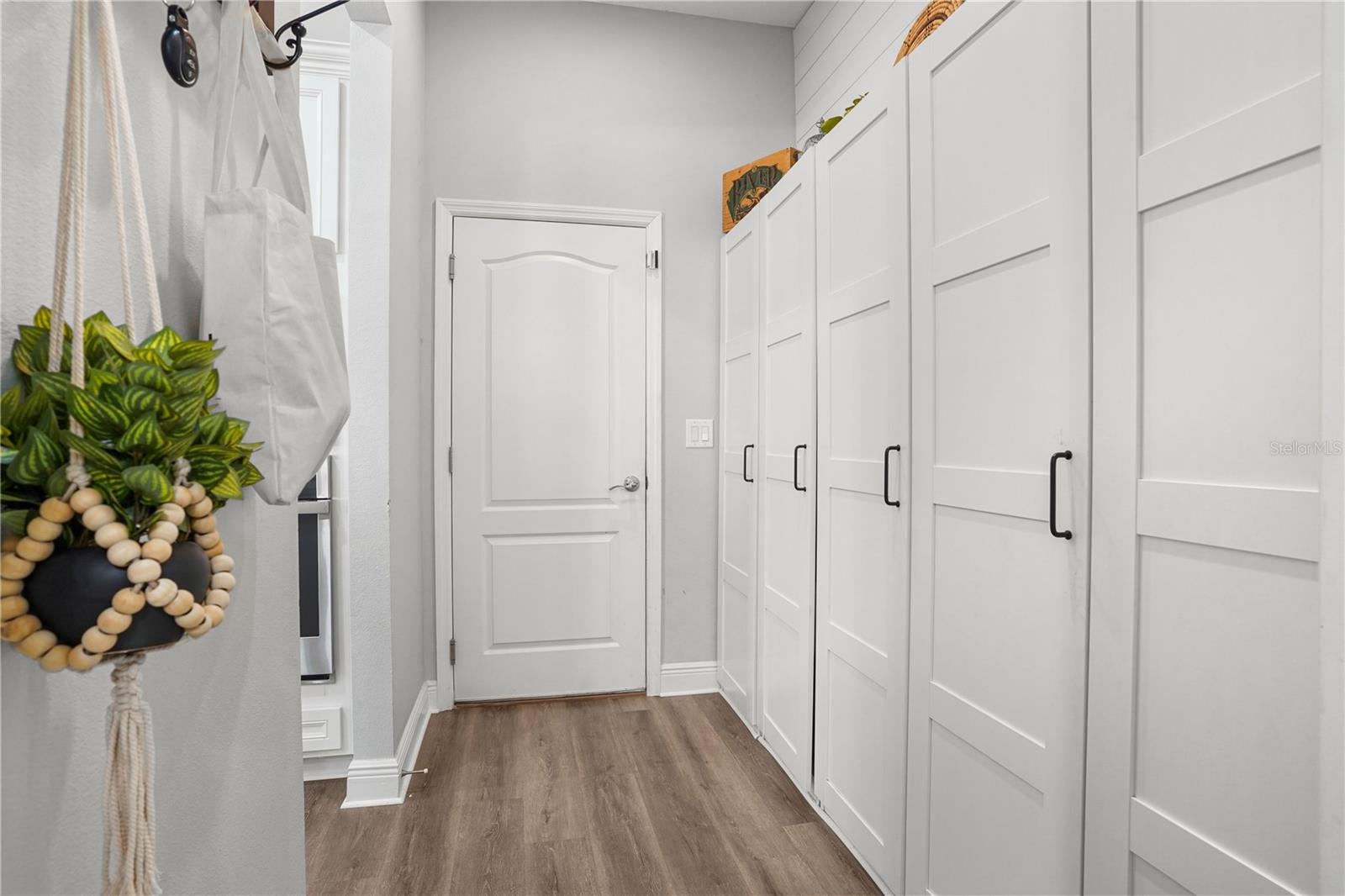 Listing photo id 47 for 15734 Sweet Lemon Way