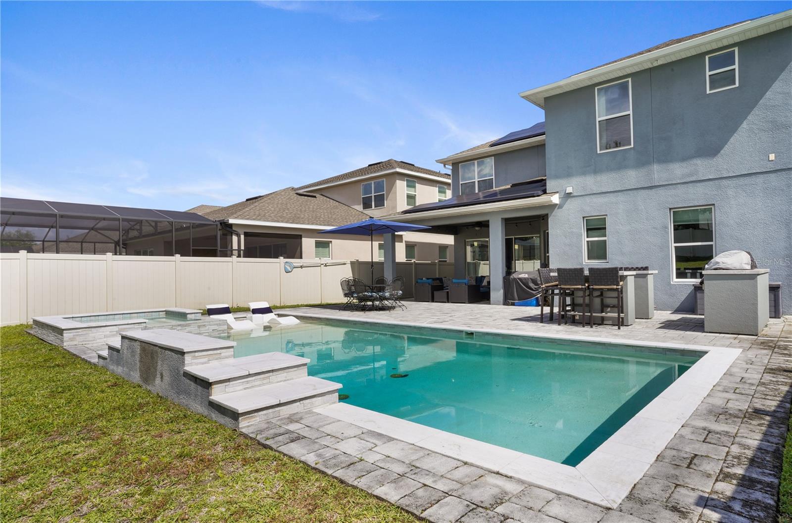 Listing photo id 53 for 15734 Sweet Lemon Way