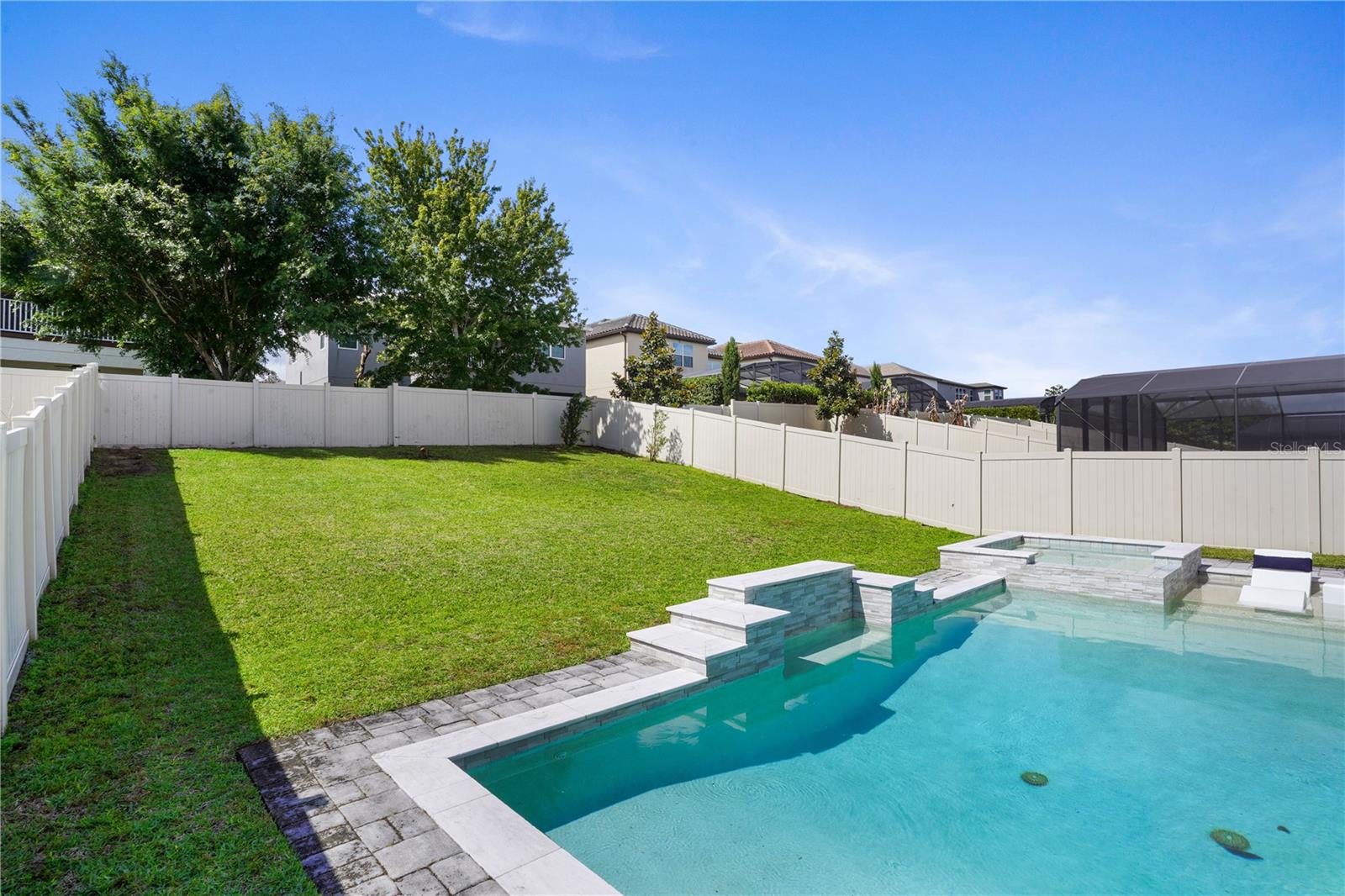 Listing photo id 58 for 15734 Sweet Lemon Way