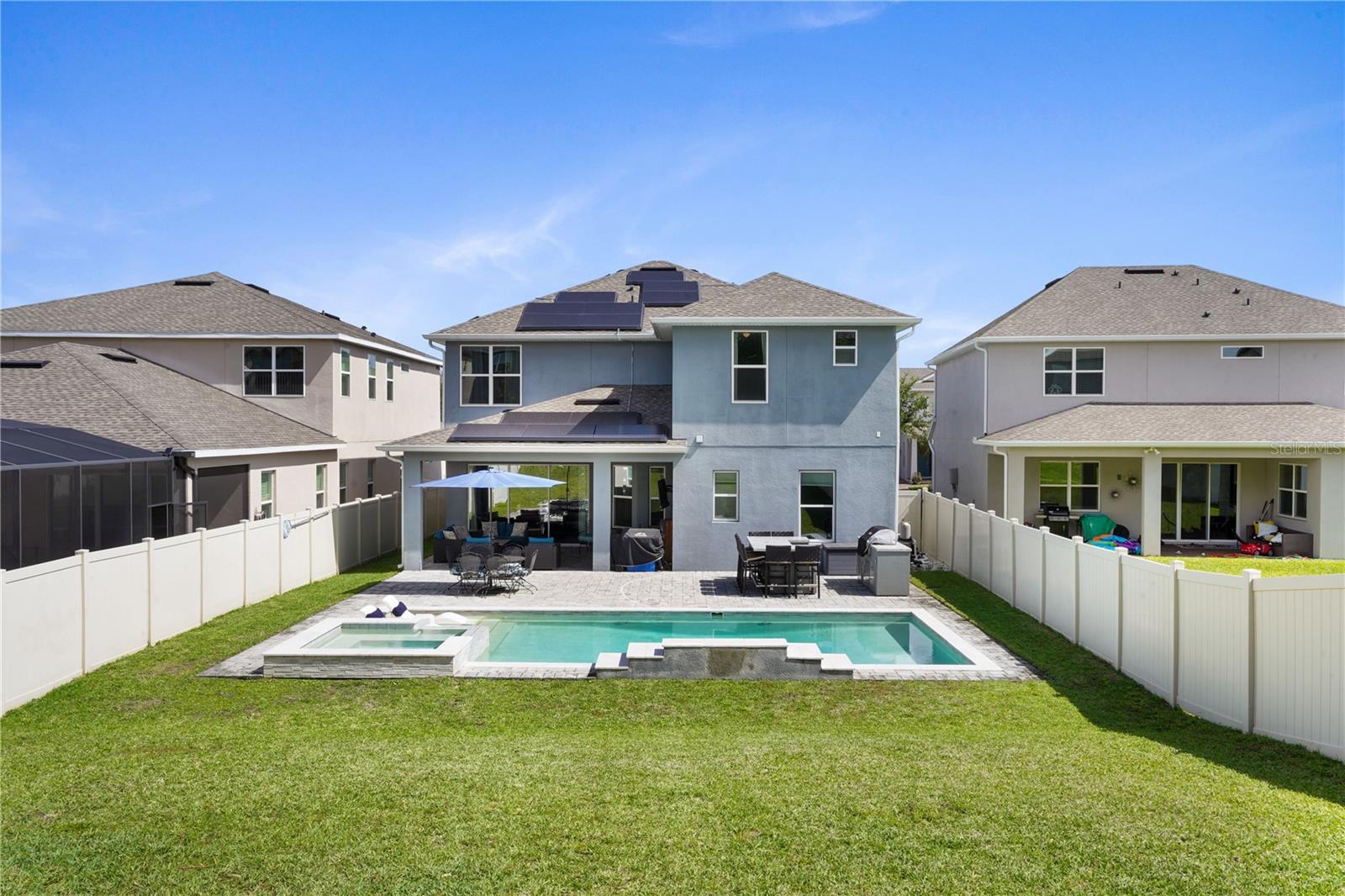 Listing photo id 60 for 15734 Sweet Lemon Way