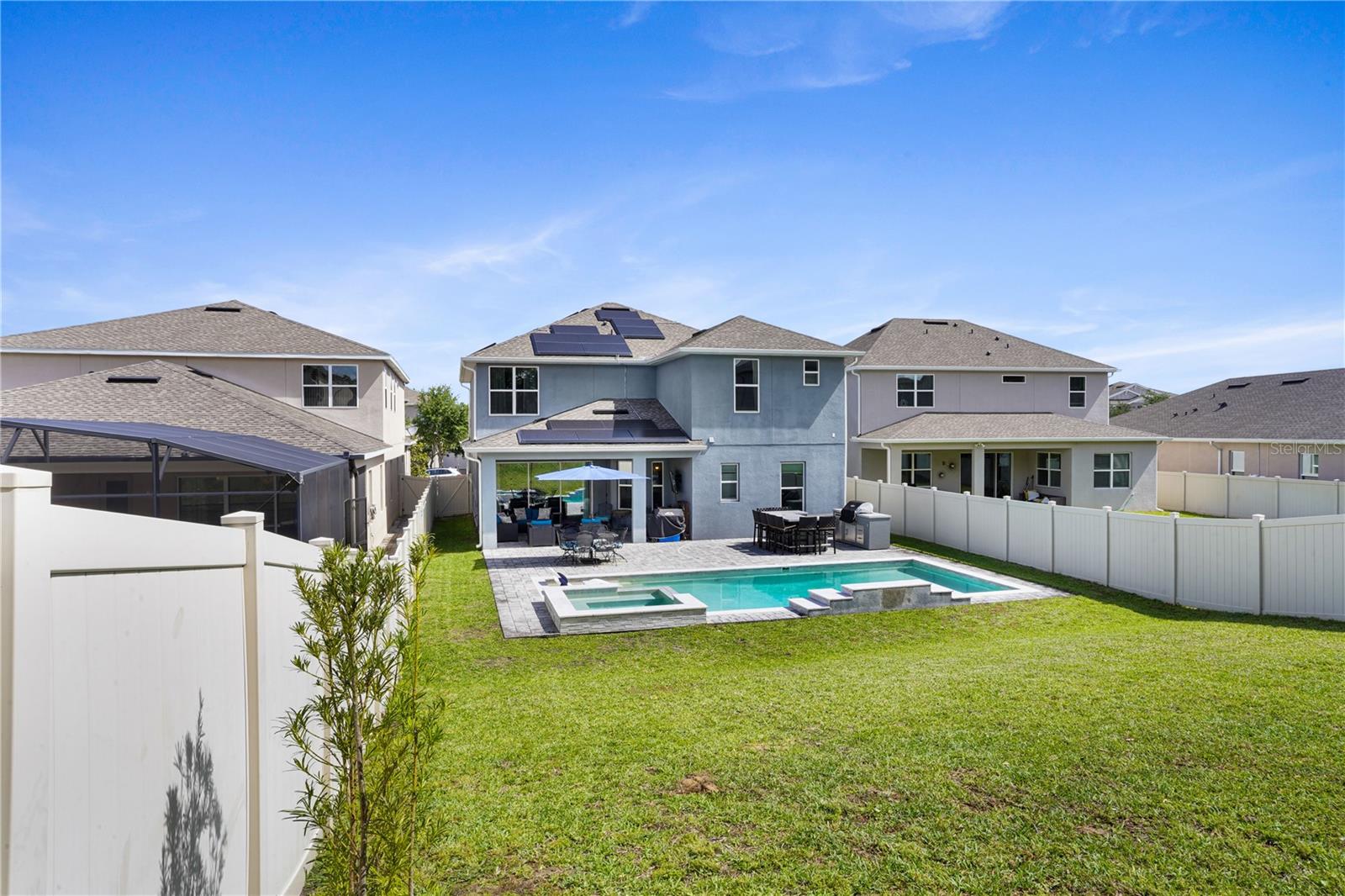 Listing photo id 61 for 15734 Sweet Lemon Way