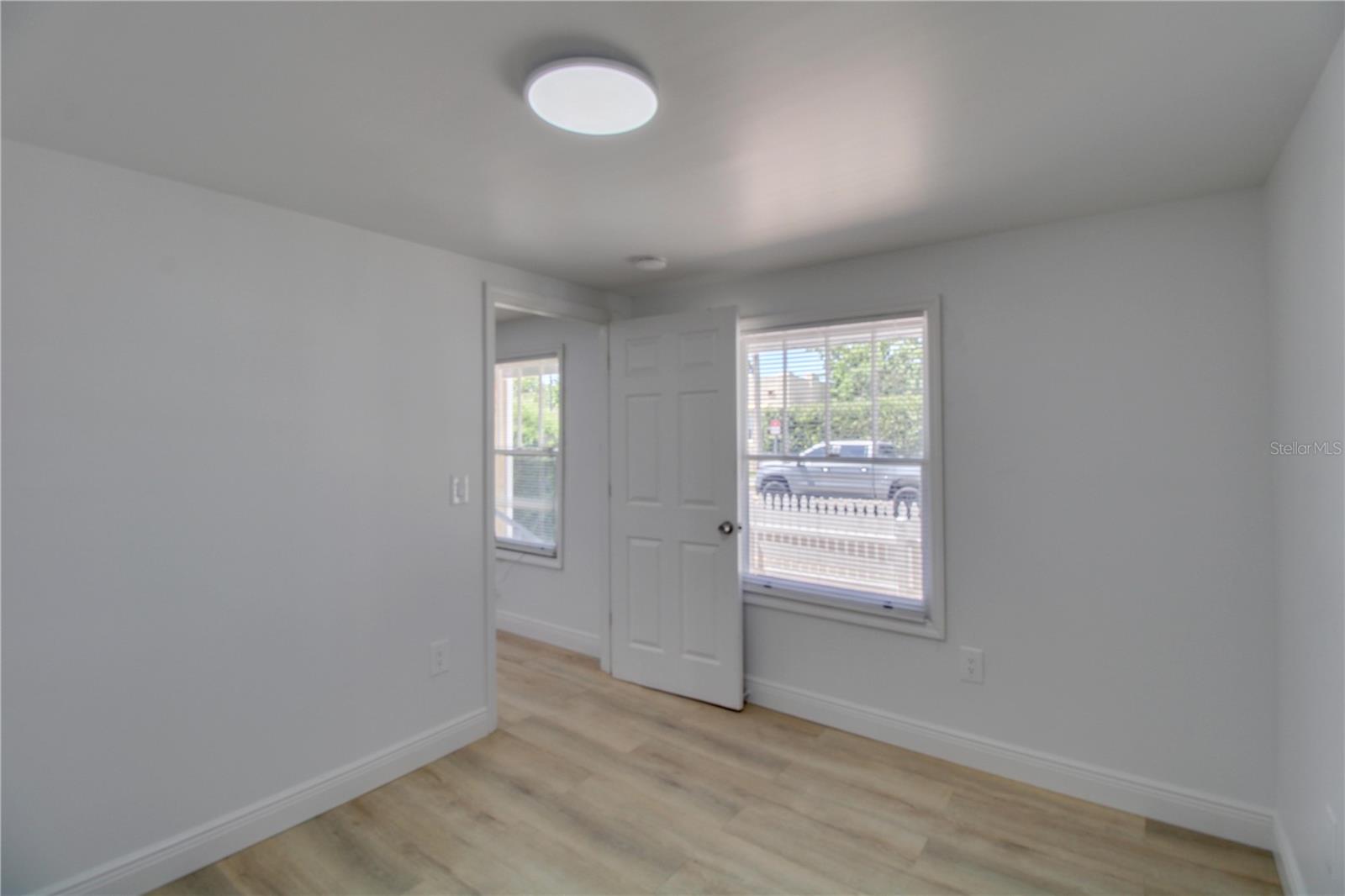 Image 8 of 17 For 236 Oleander Avenue #2