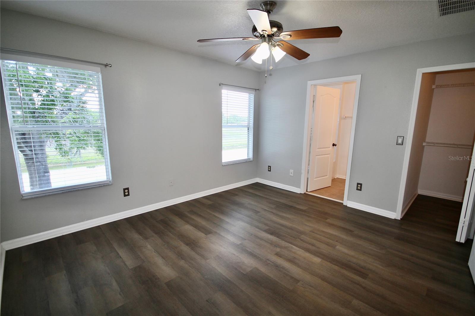 Image 14 of 29 For 3773 Clubside Pointe Drive