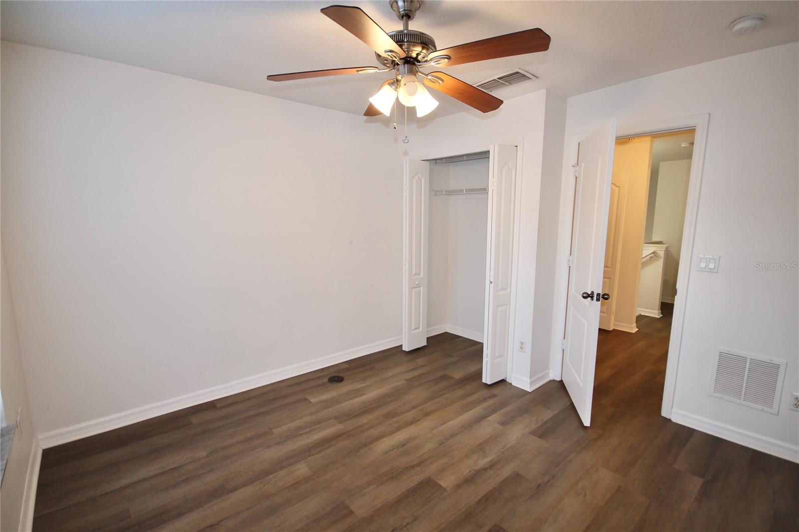 Image 16 of 29 For 3773 Clubside Pointe Drive