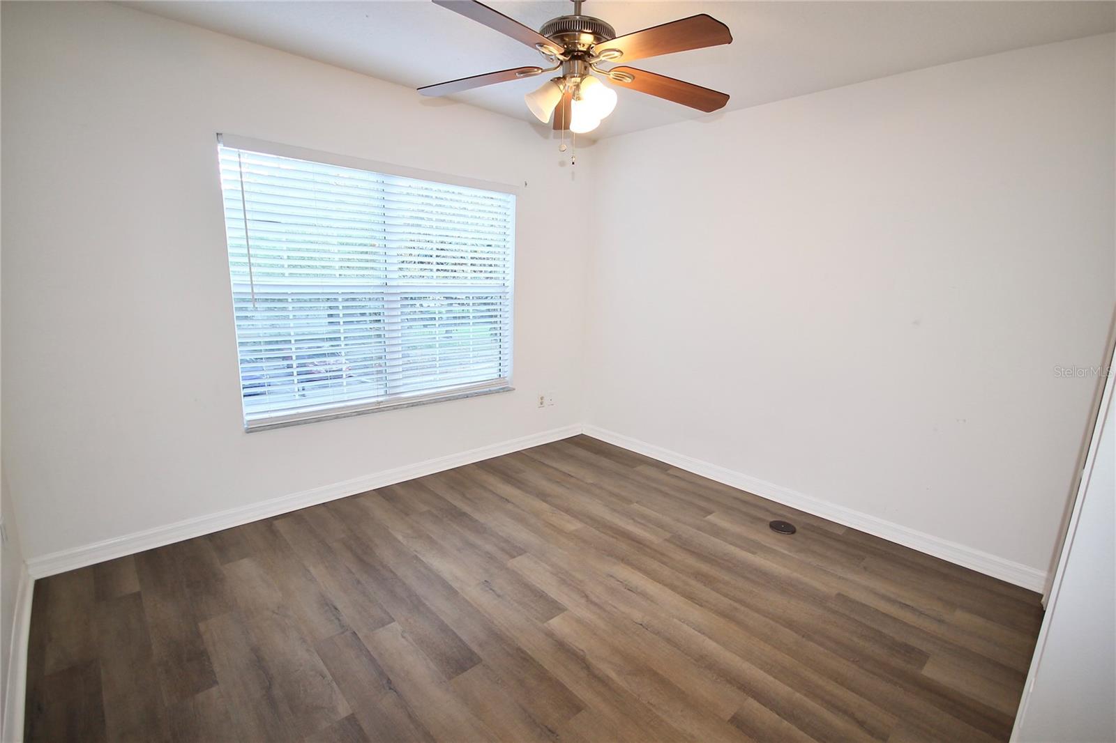 Image 19 of 29 For 3773 Clubside Pointe Drive