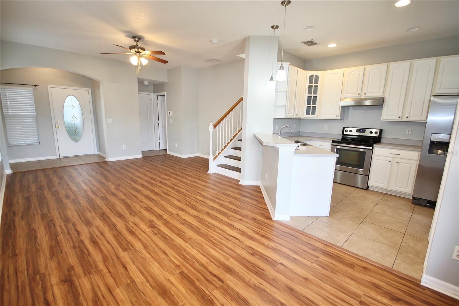 Image 4 of 29 For 3773 Clubside Pointe Drive