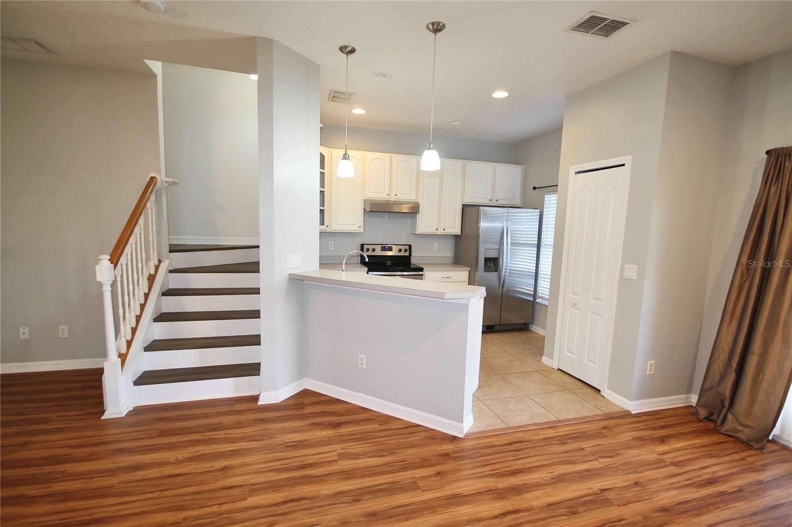 Image 6 of 29 For 3773 Clubside Pointe Drive