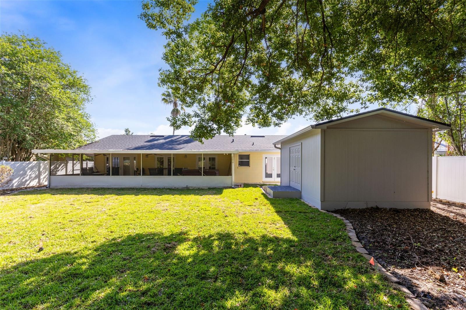 Image 22 of 30 For 612 Green Meadow Avenue