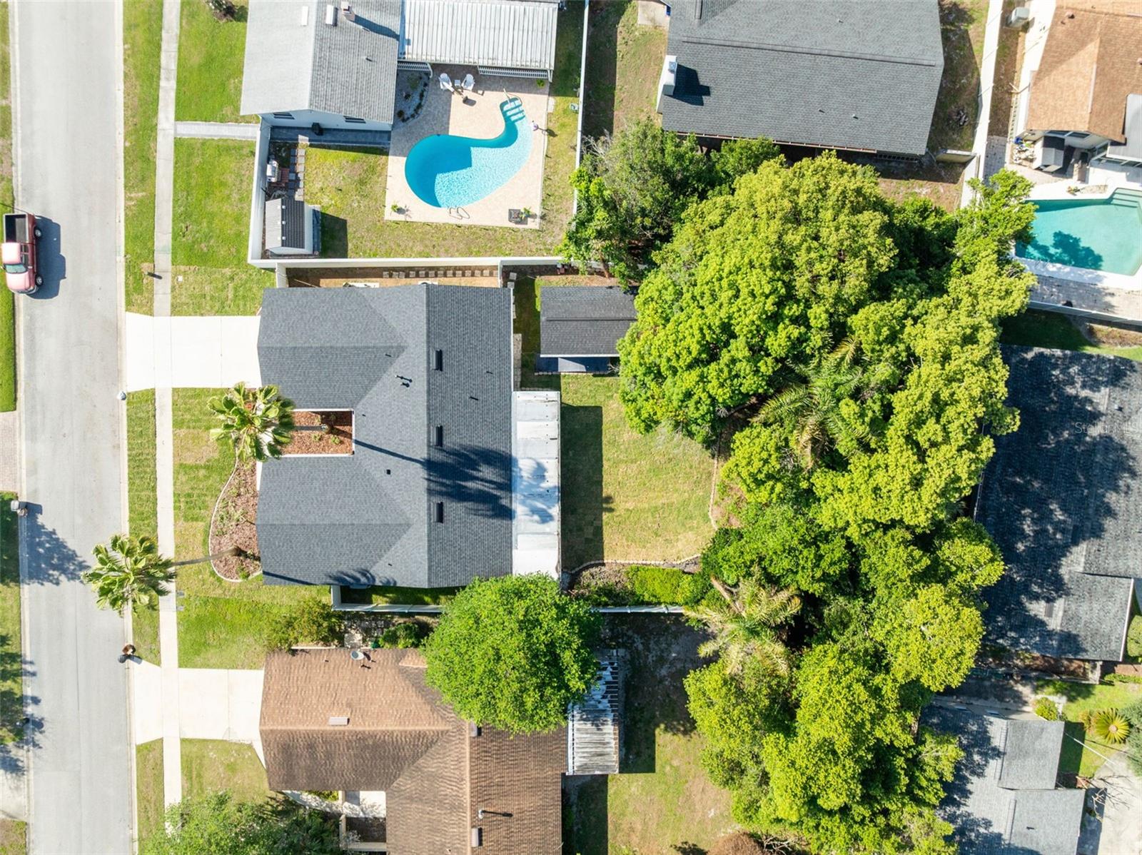 Image 26 of 30 For 612 Green Meadow Avenue