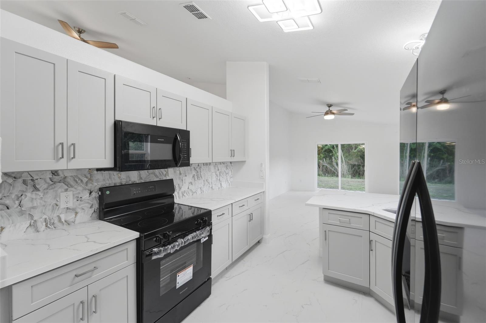 Image 10 of 34 For 10602 Rainbow Trout Court