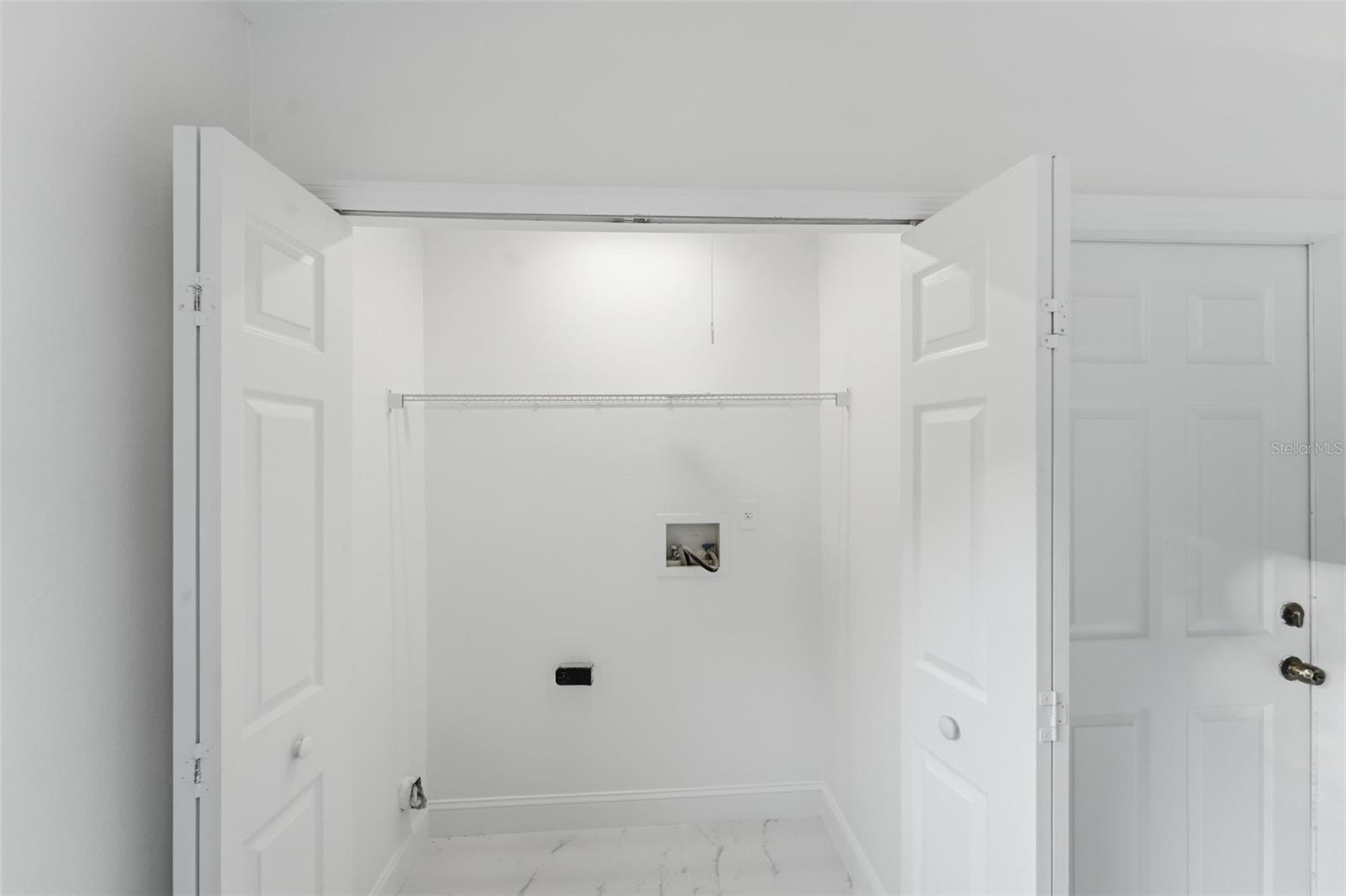 Image 14 of 34 For 10602 Rainbow Trout Court