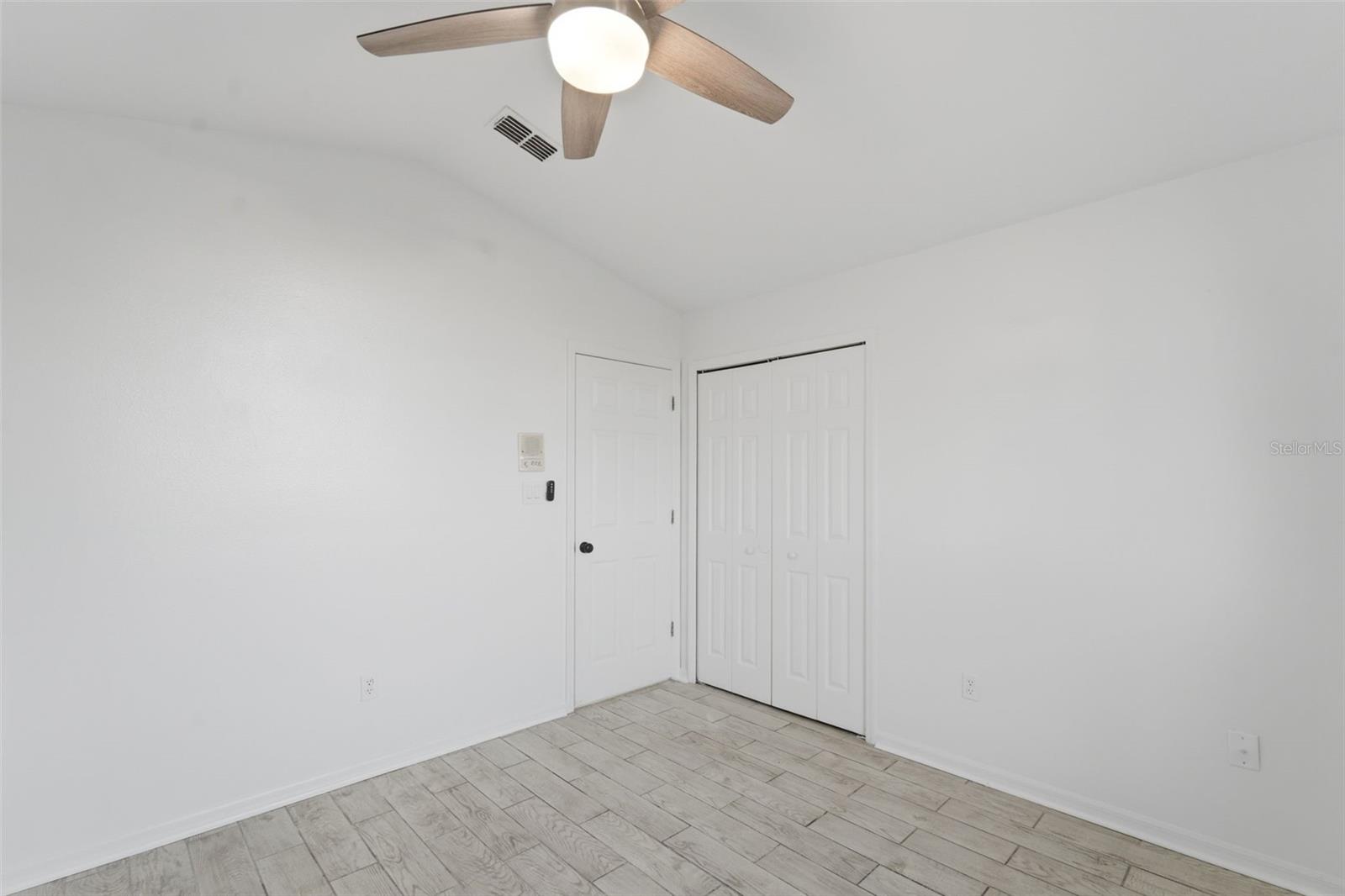 Image 26 of 34 For 10602 Rainbow Trout Court