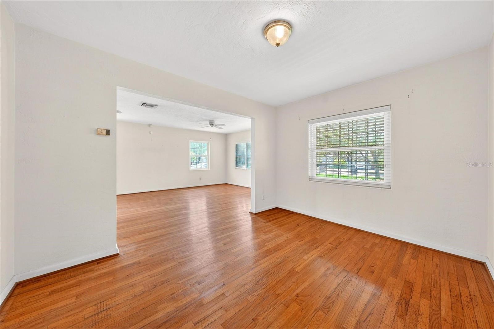 Image 23 of 66 For 2501 Nancy Street