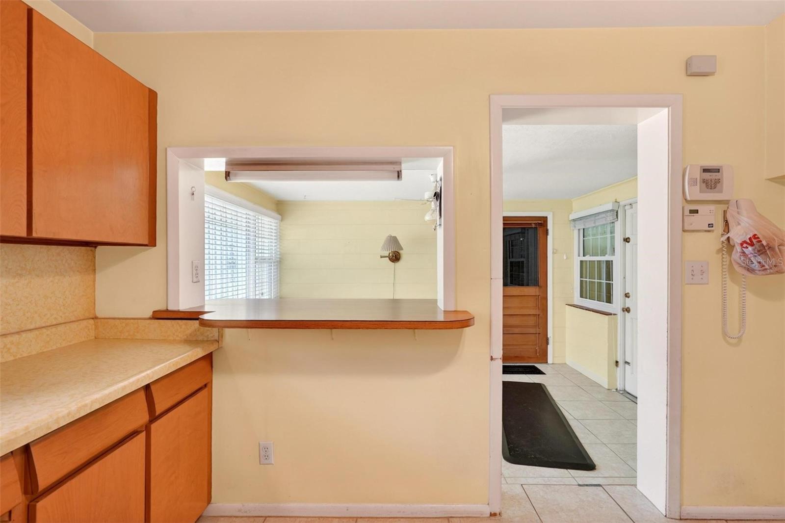 Image 29 of 66 For 2501 Nancy Street