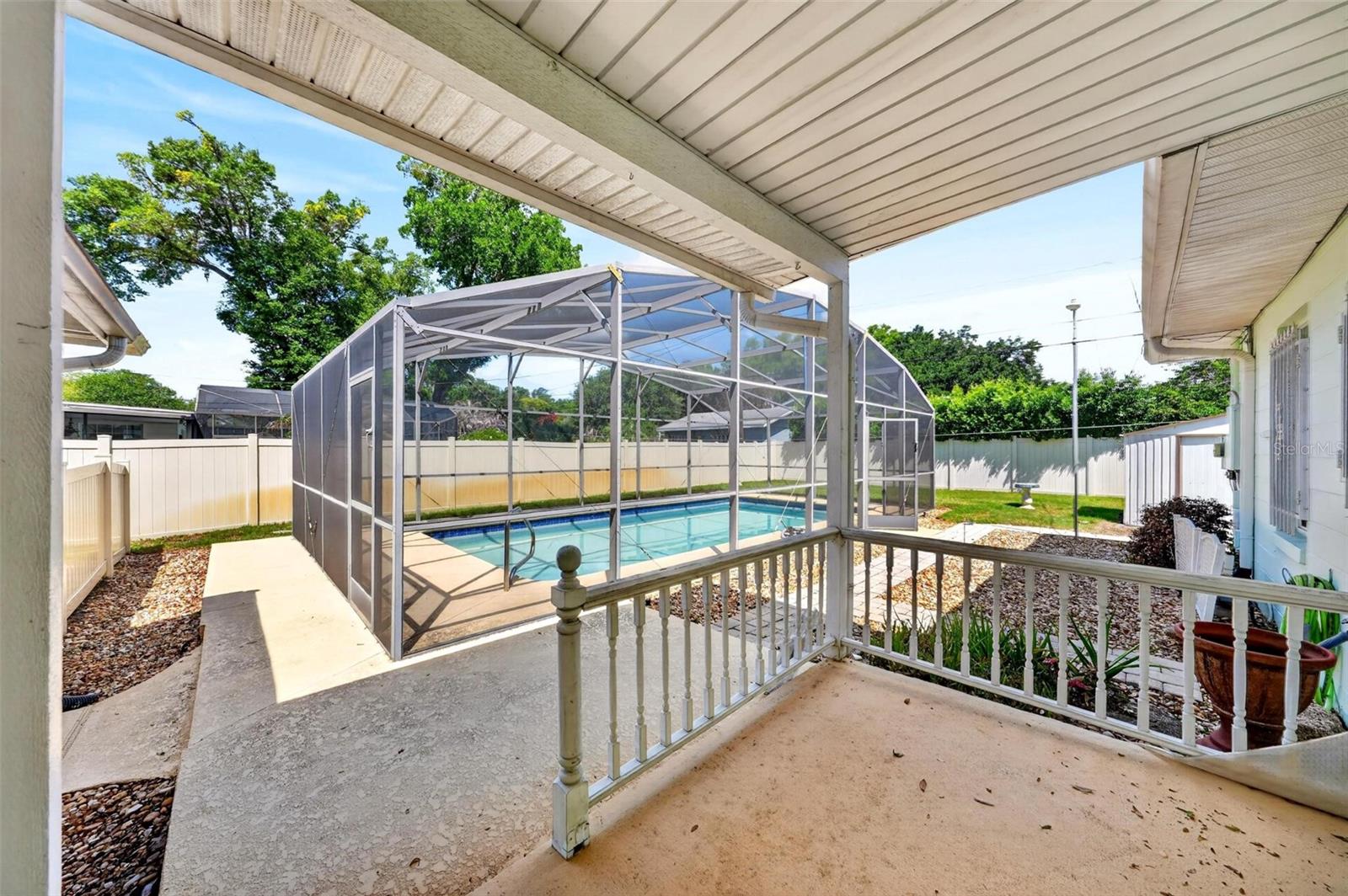 Image 5 of 66 For 2501 Nancy Street