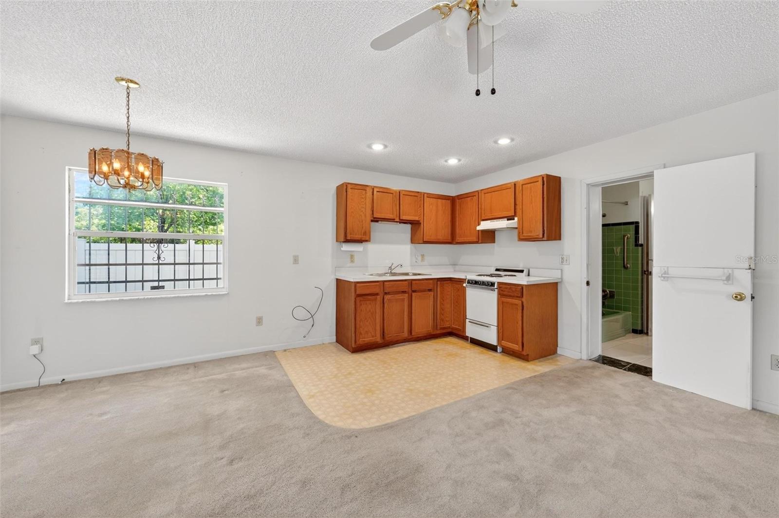 Image 52 of 66 For 2501 Nancy Street