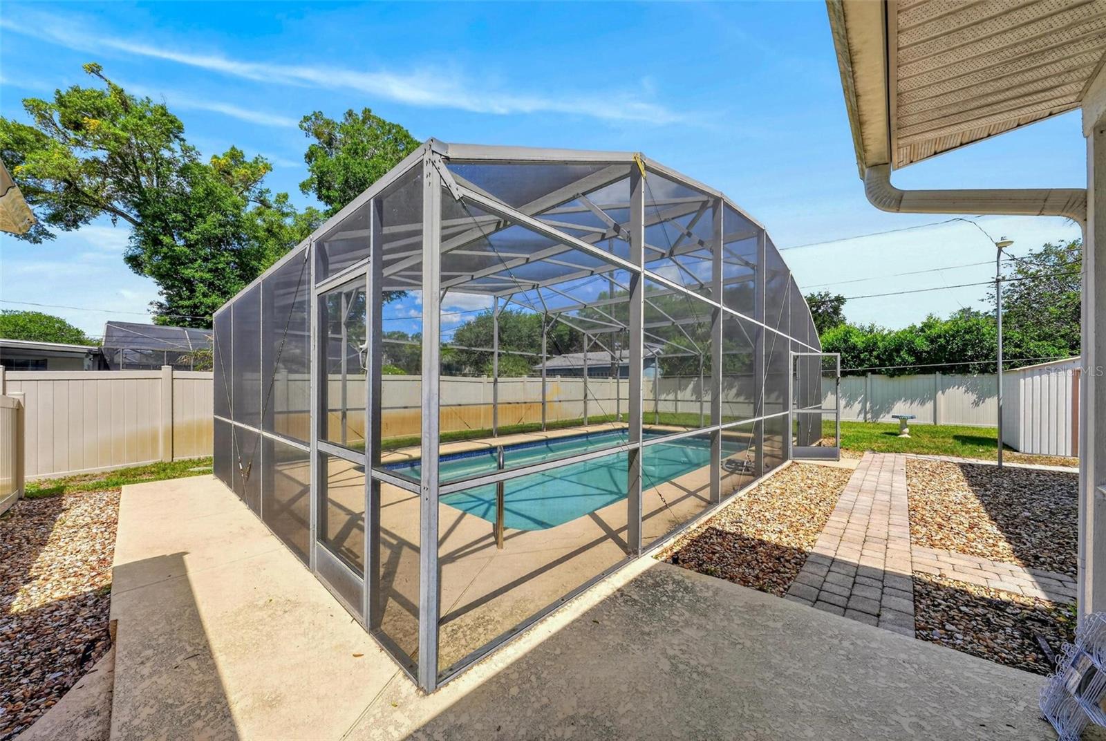 Image 6 of 66 For 2501 Nancy Street