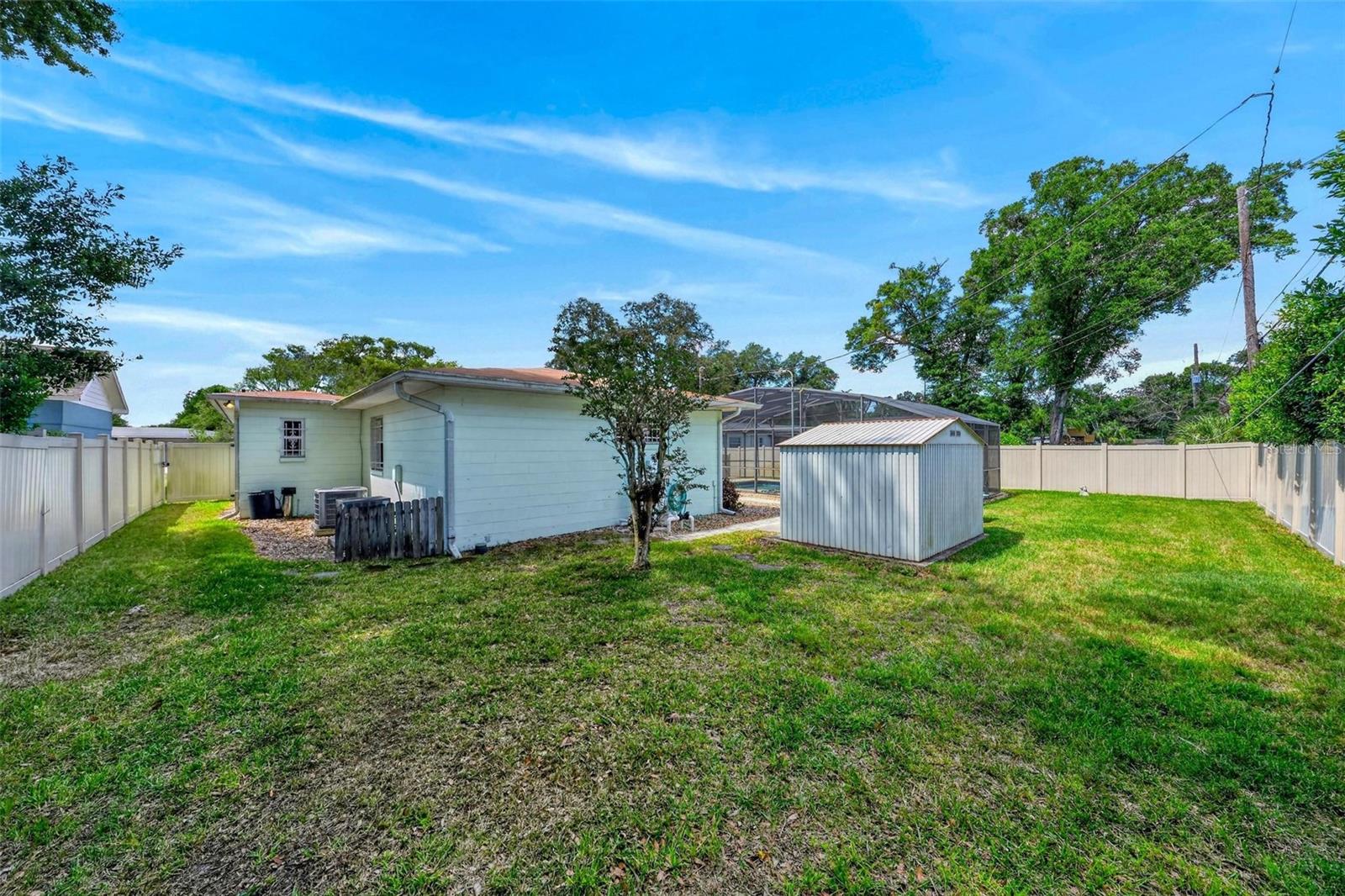 Image 9 of 66 For 2501 Nancy Street