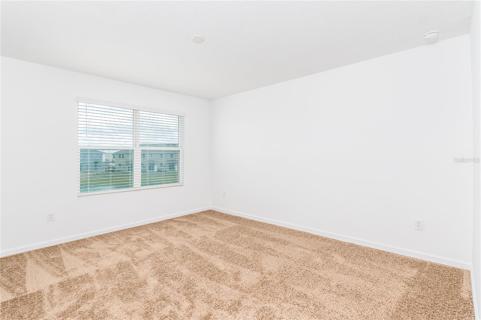 Image 11 of 22 For 987 Spring Palms Loop