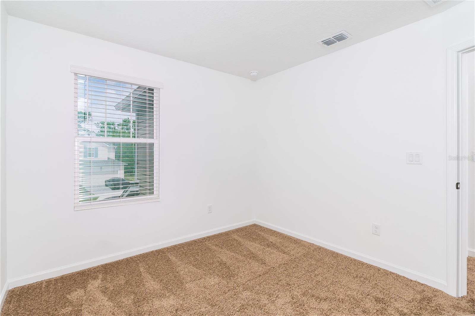 Image 14 of 22 For 987 Spring Palms Loop