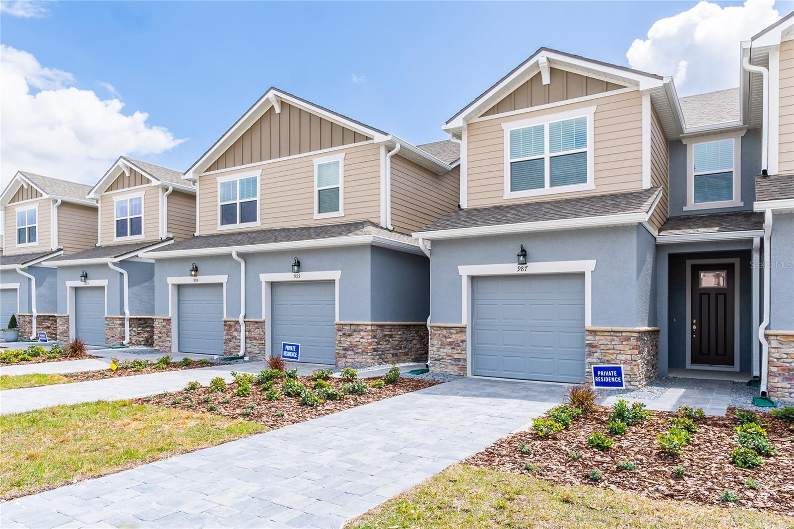 Image 2 of 22 For 987 Spring Palms Loop