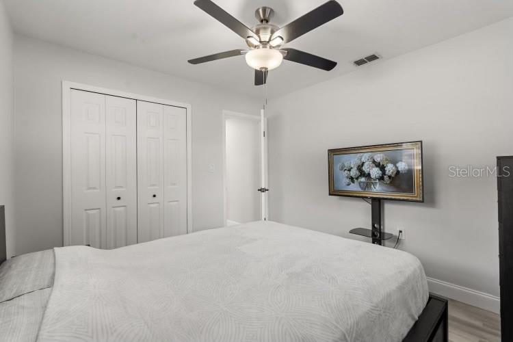 Image 12 of 24 For 13 Fanfair  