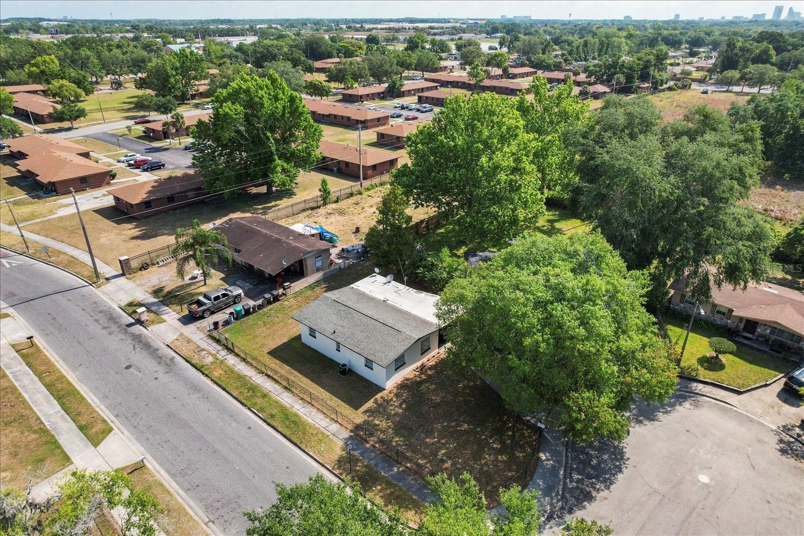 Image 22 of 24 For 13 Fanfair  