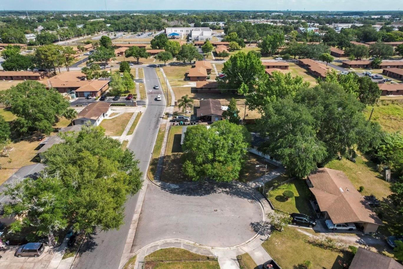 Image 24 of 24 For 13 Fanfair  