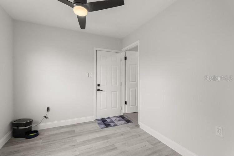 Image 9 of 24 For 13 Fanfair  