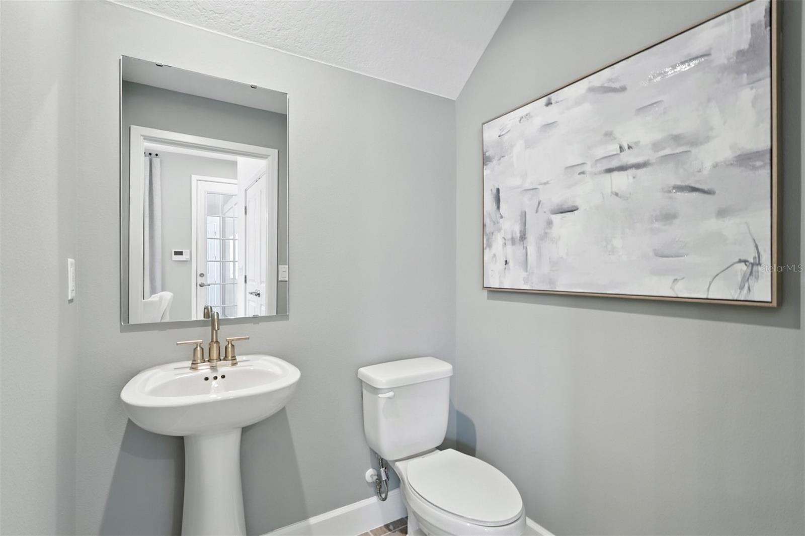 Image 18 of 31 For 1760 Headland Loop