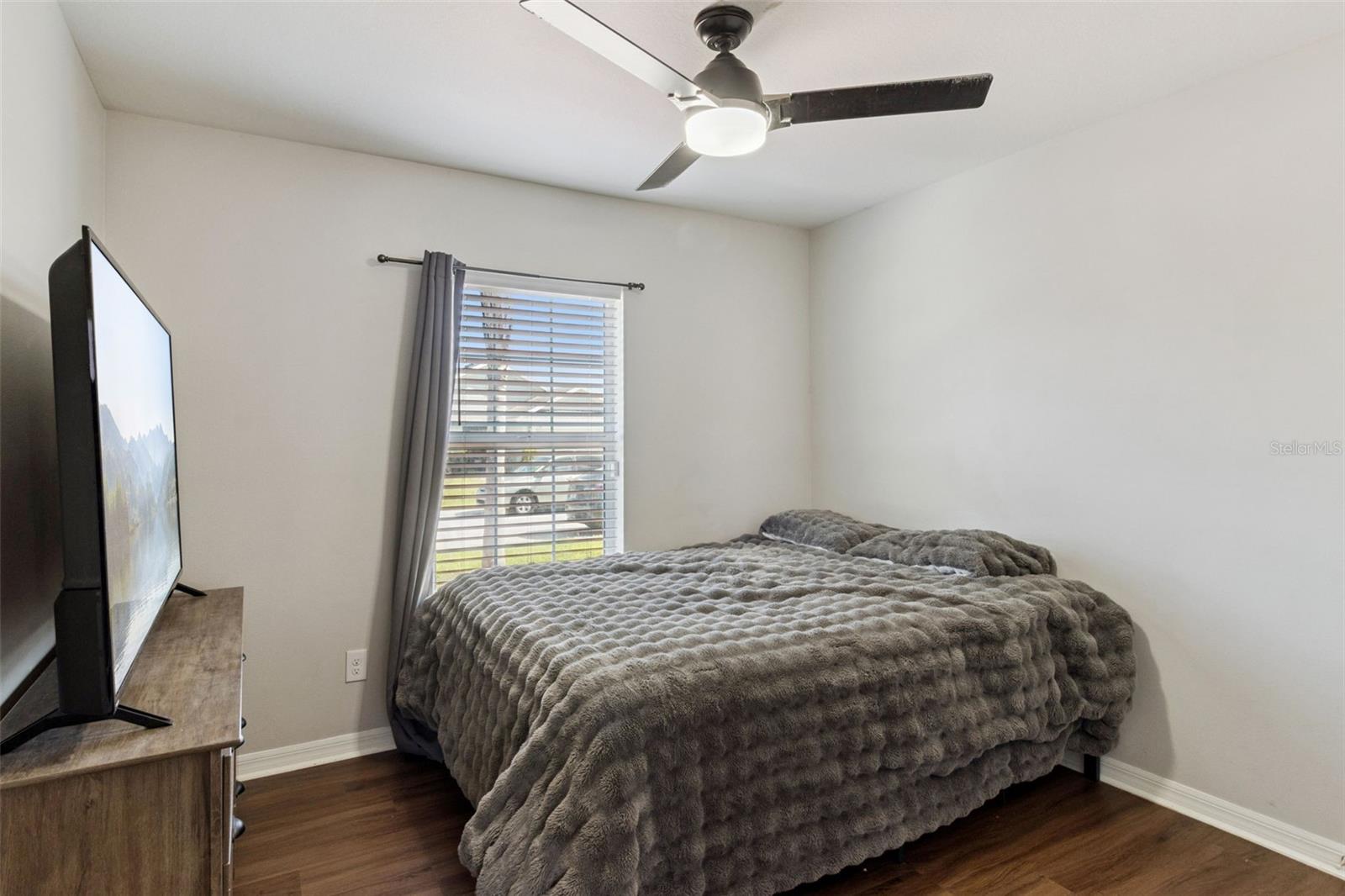 Image 13 of 37 For 255 Eleuthera Drive