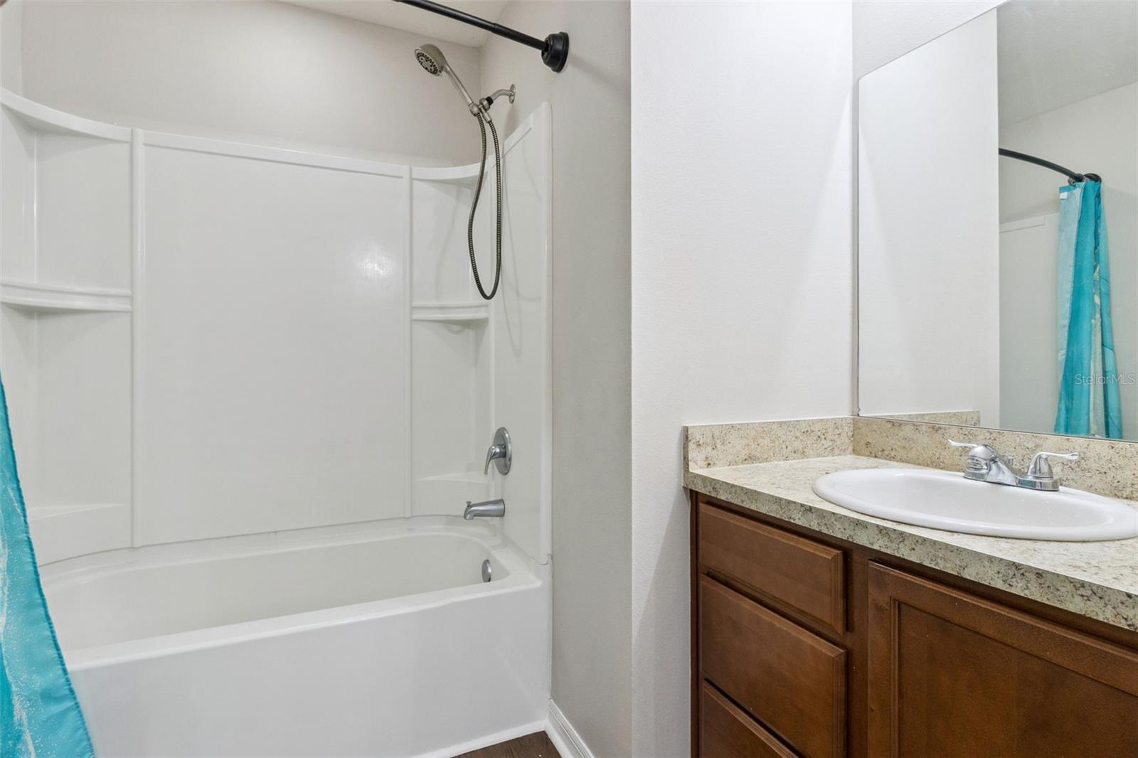 Image 19 of 37 For 255 Eleuthera Drive