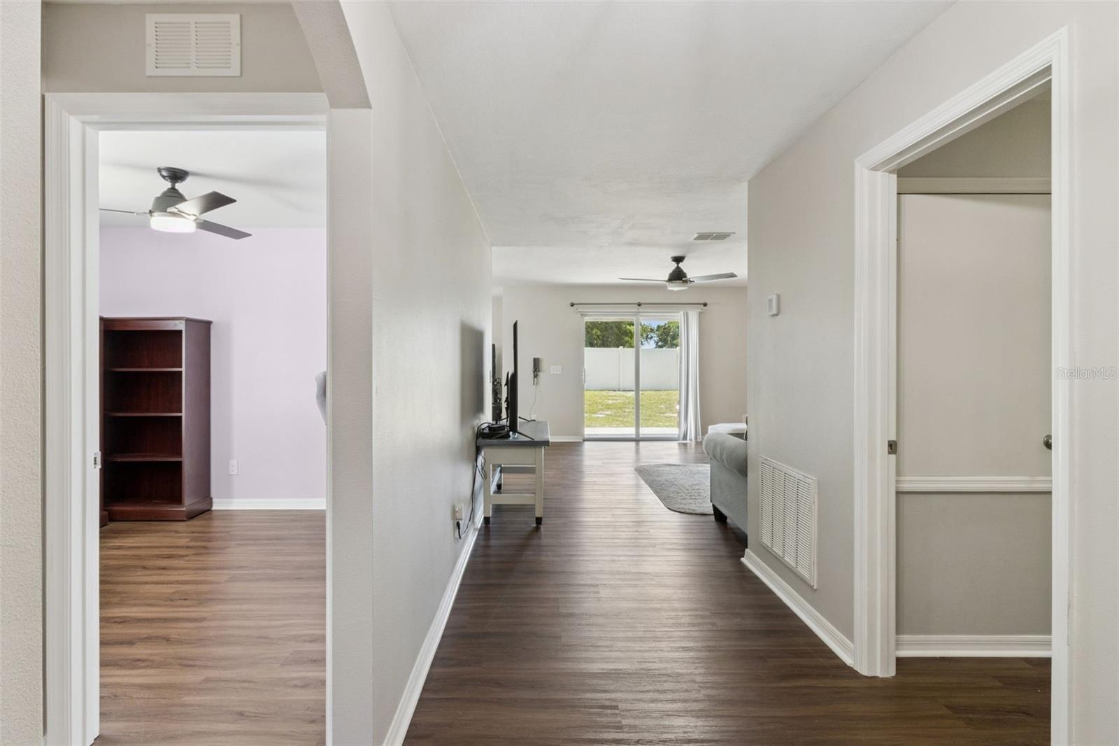 Image 5 of 37 For 255 Eleuthera Drive