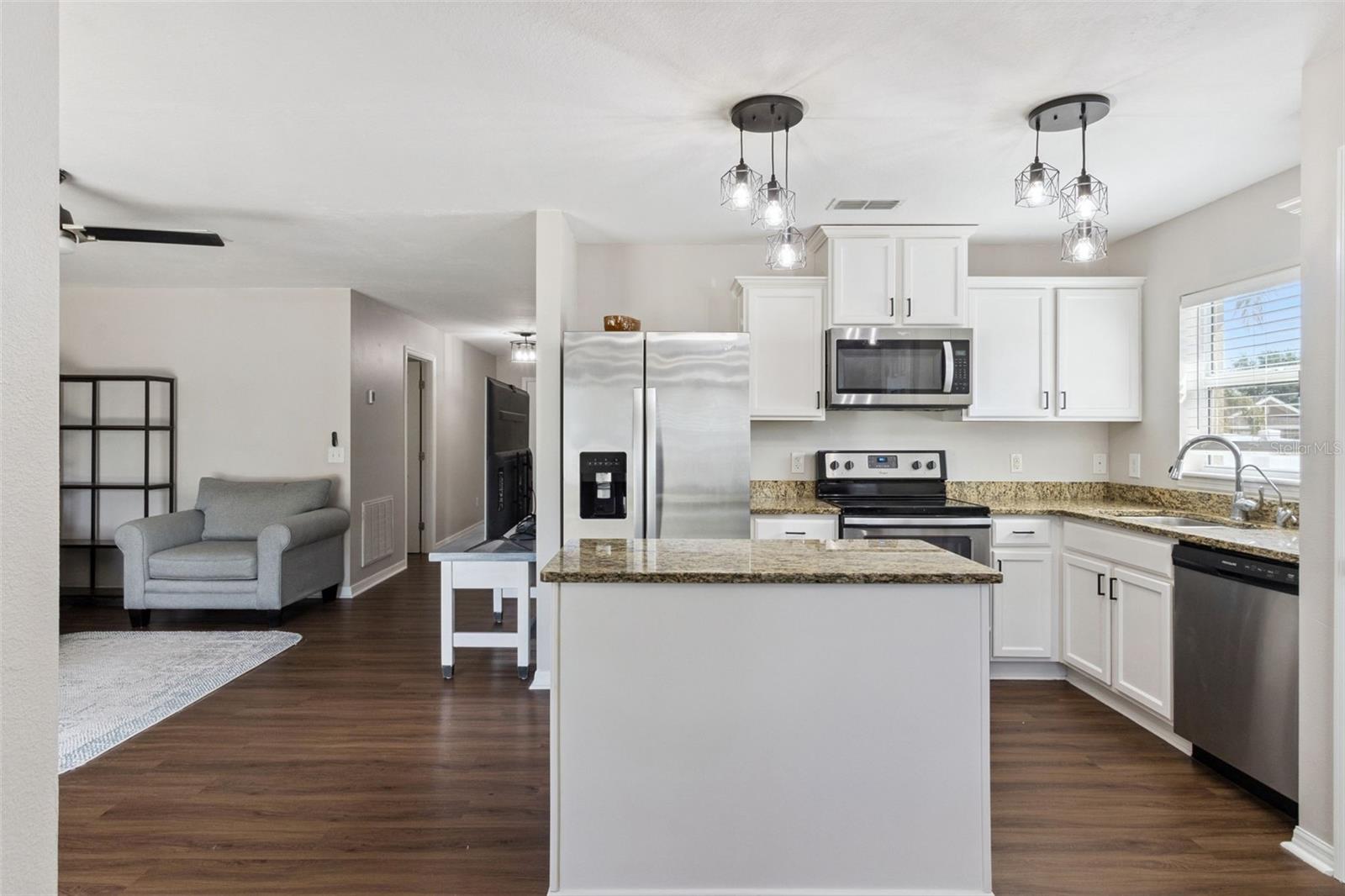 Image 9 of 37 For 255 Eleuthera Drive