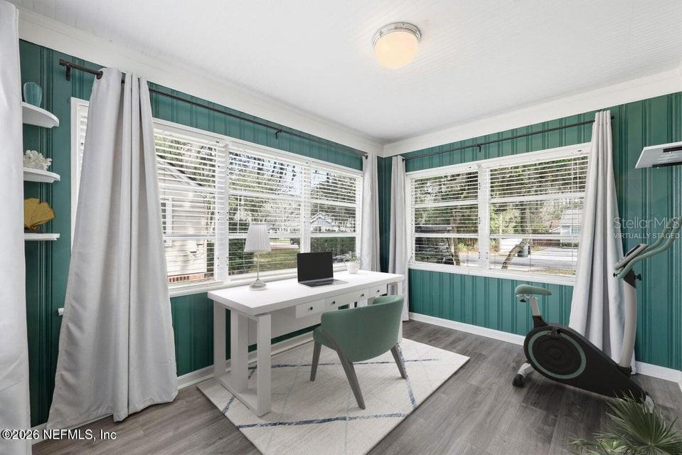 Image 10 of 42 For 2954 Iroquois Avenue