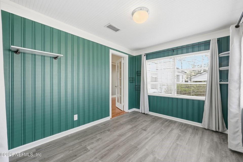 Image 12 of 42 For 2954 Iroquois Avenue