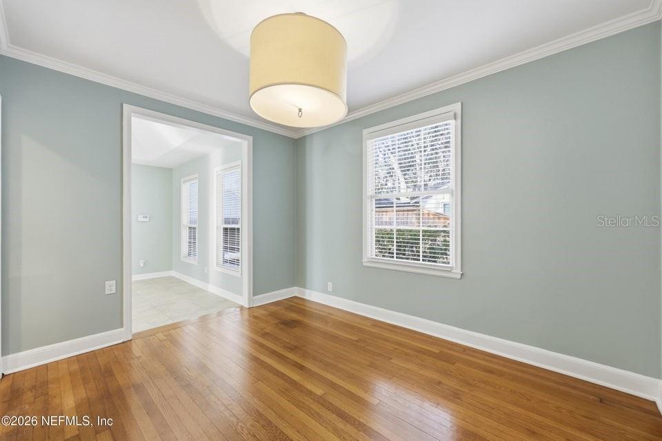 Image 14 of 42 For 2954 Iroquois Avenue