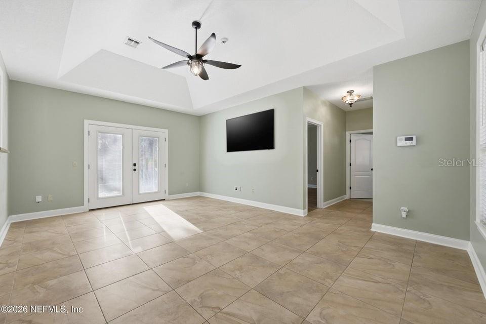 Image 19 of 42 For 2954 Iroquois Avenue