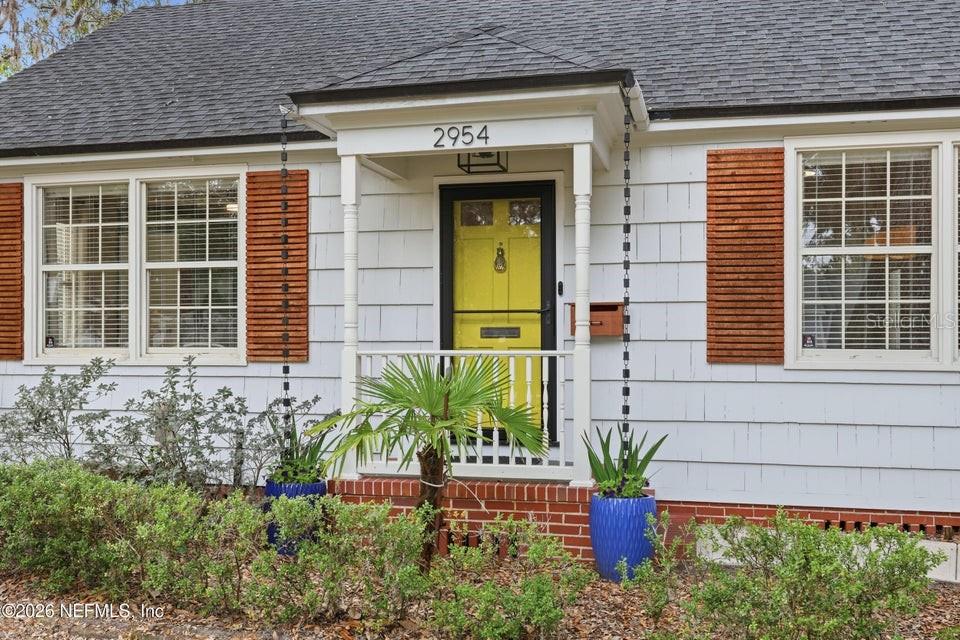 Image 3 of 42 For 2954 Iroquois Avenue