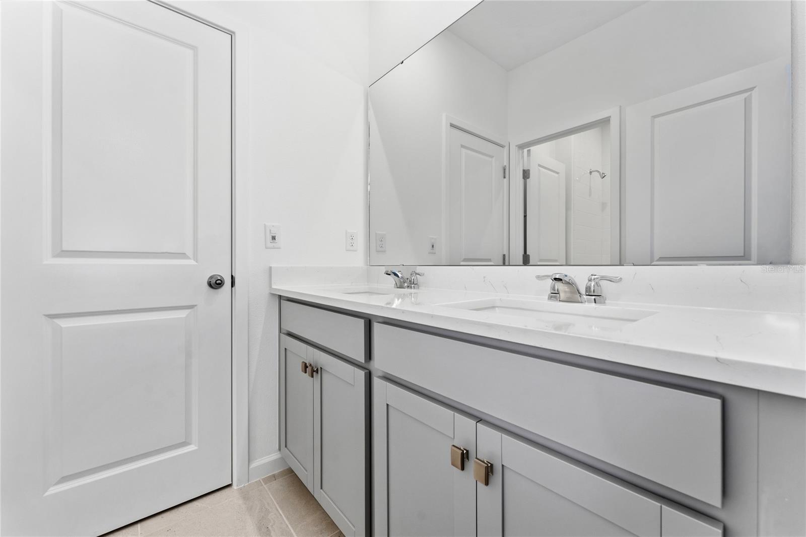 Image 22 of 40 For 2426 Celebration Boulevard