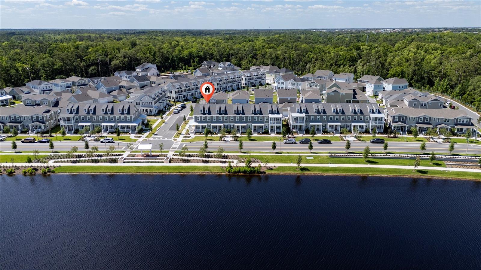 Image 3 of 40 For 2426 Celebration Boulevard