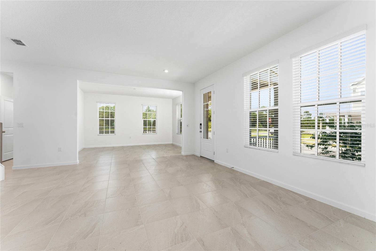 Image 6 of 40 For 2426 Celebration Boulevard