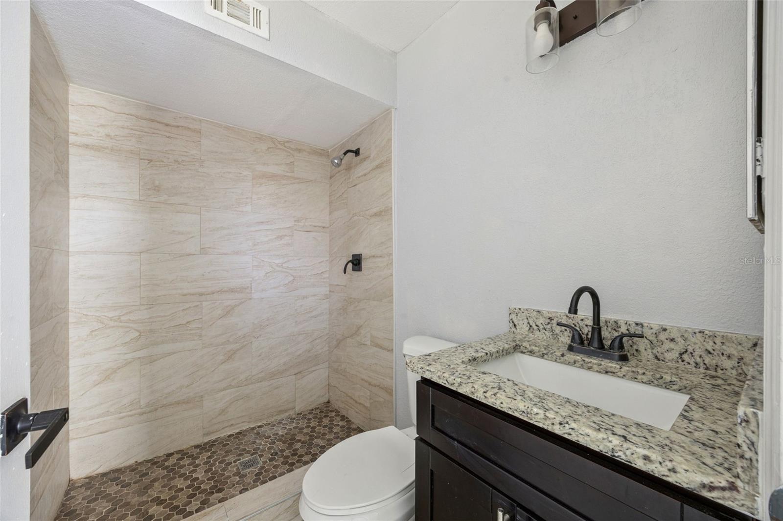 Image 15 of 21 For 1590 Yorktown Avenue