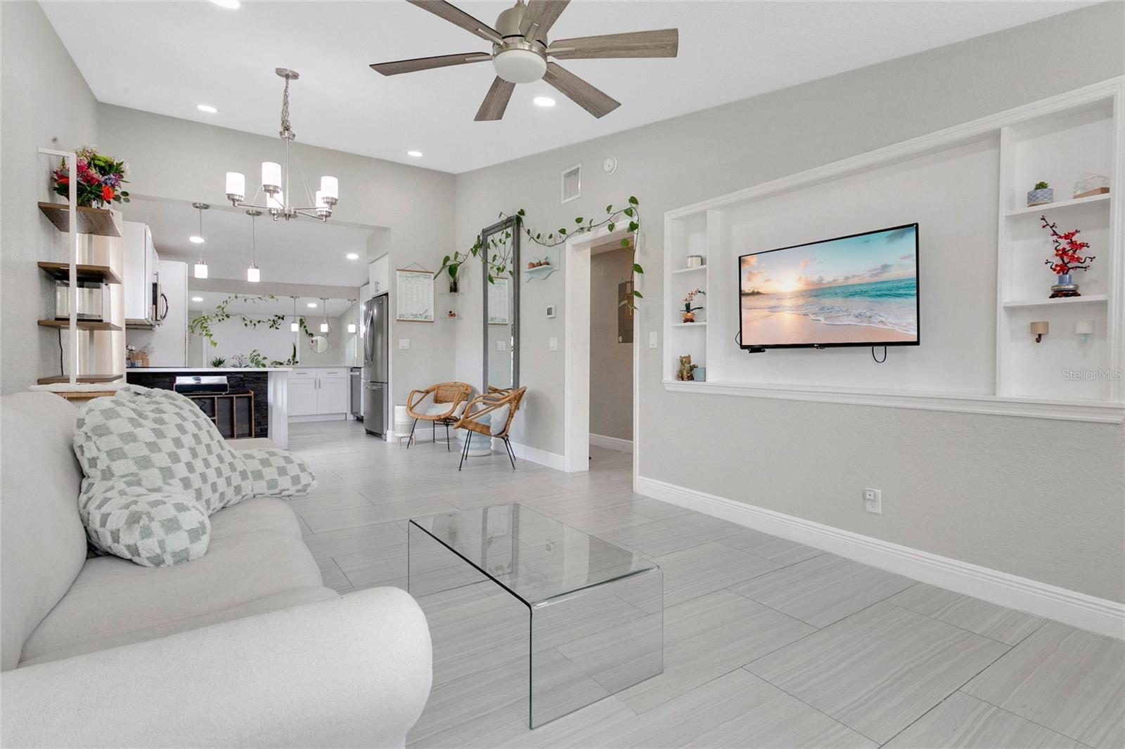 Image 4 of 23 For 4501 Jim Glenn Drive