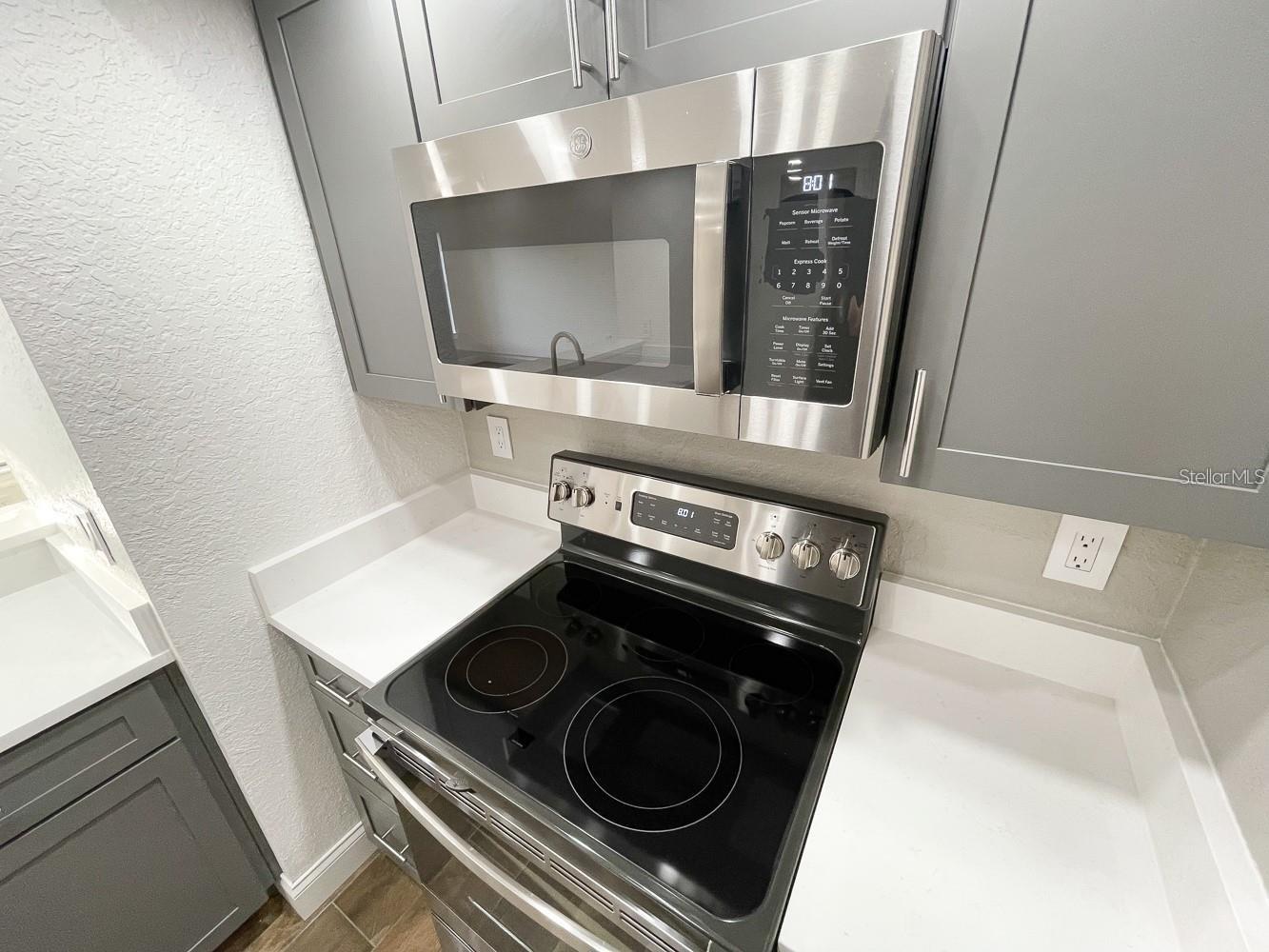 Image 11 of 26 For 5017 City Street 1923