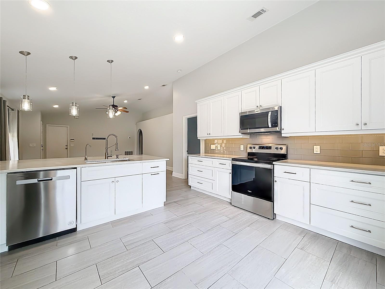 Image 20 of 42 For 119 Gleason Cove